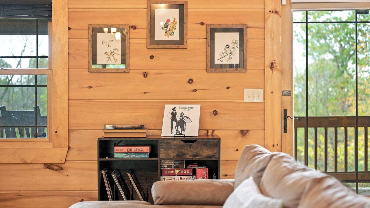Photo of Livingroom in Canaan