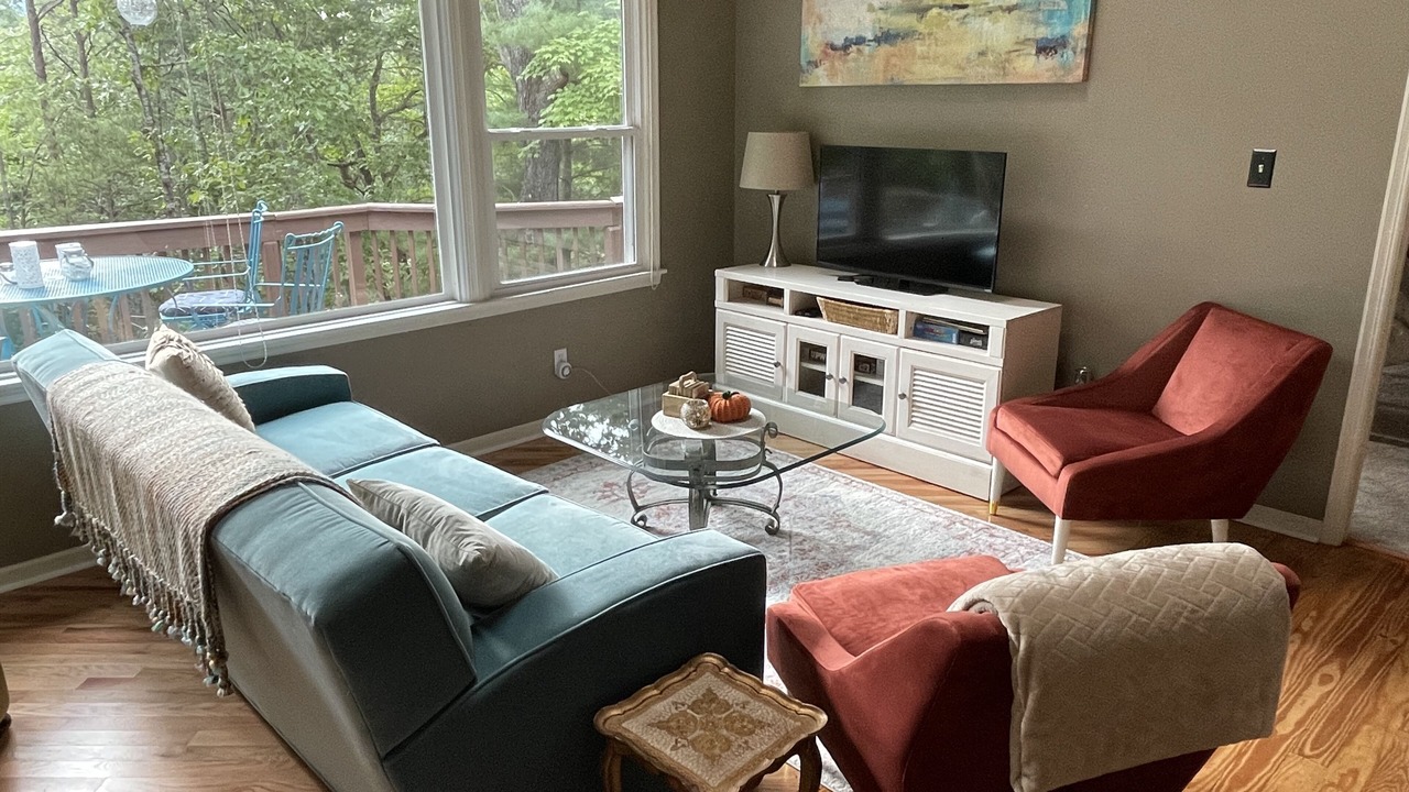 Photo of Livingroom in Lake Lure