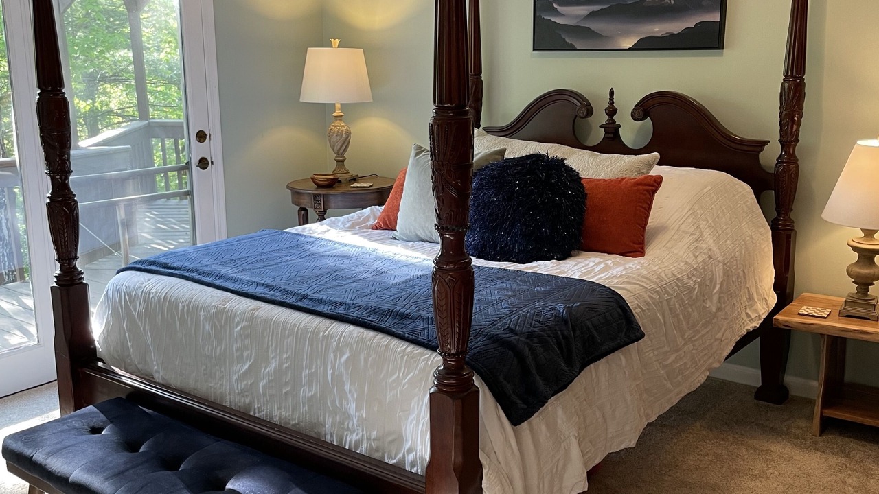 Photo of Bedroom in Lake Lure