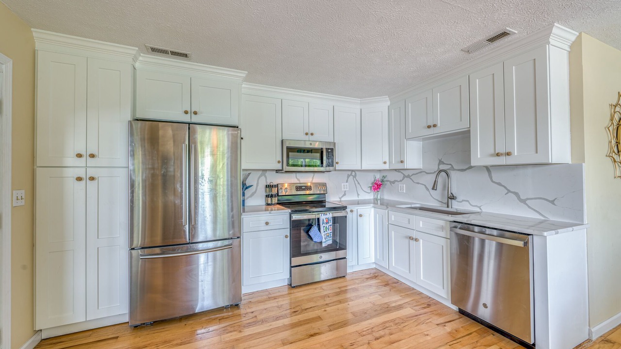 Photo of Kitchen in Lynn Garden