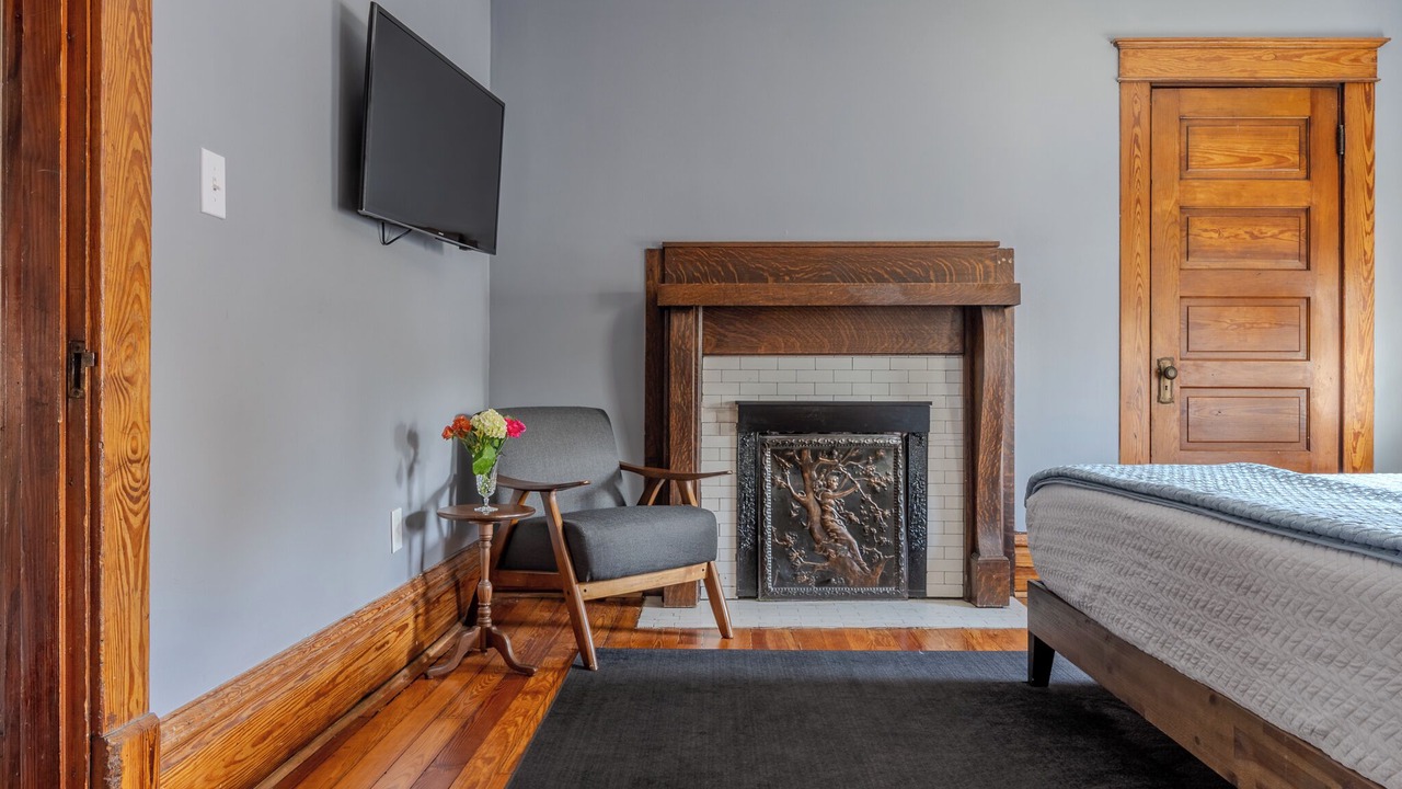 Photo of Bedroom in Frankfort