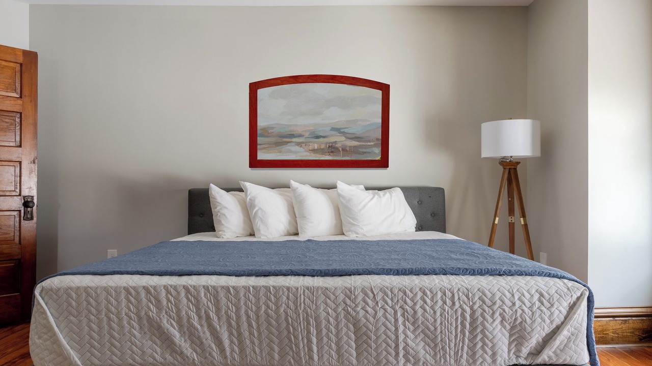 Photo of Bedroom in Frankfort