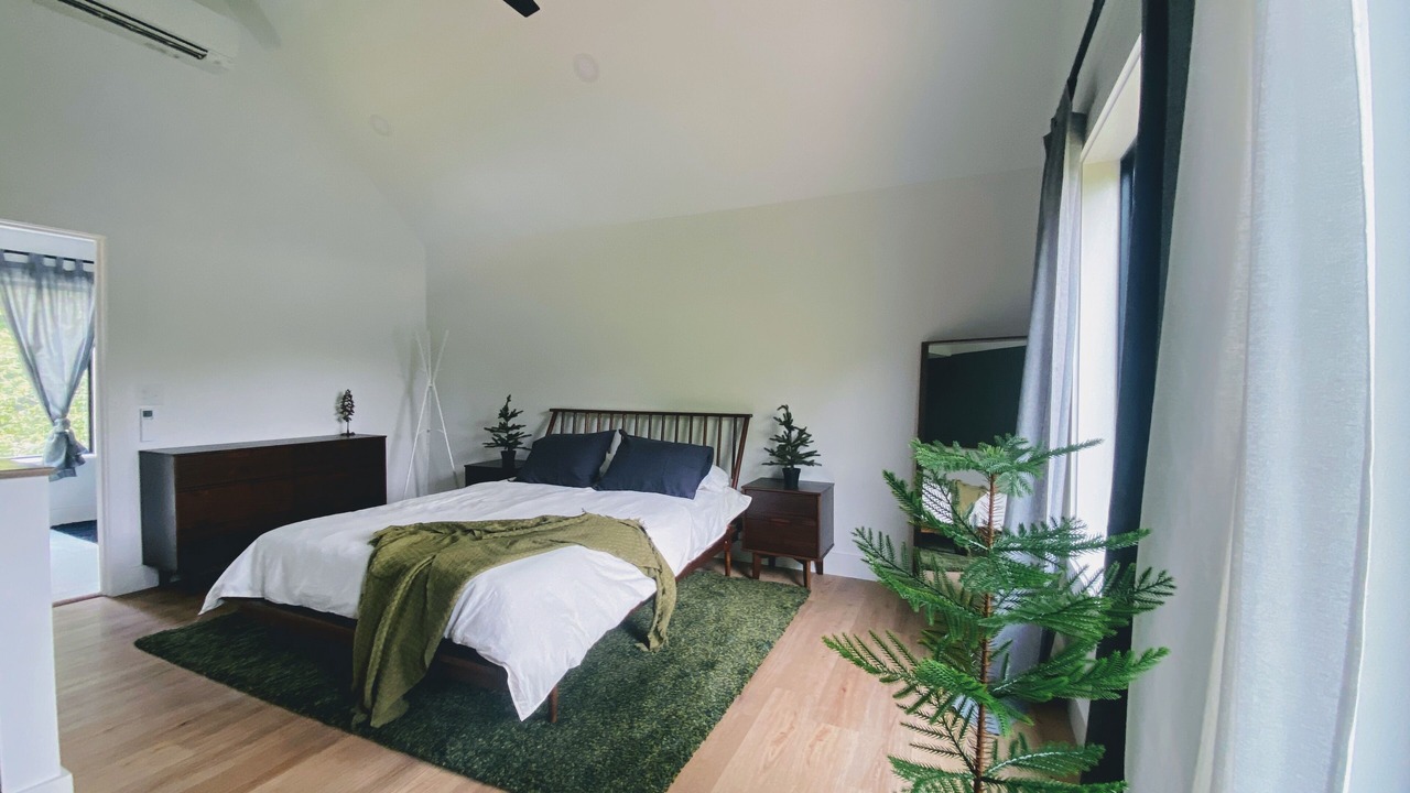 Photo of Bedroom in Black Mountain