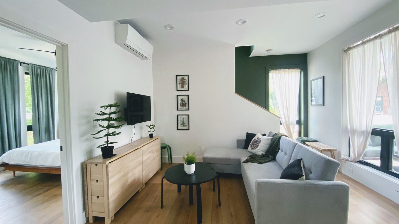 Photo of Livingroom in Black Mountain