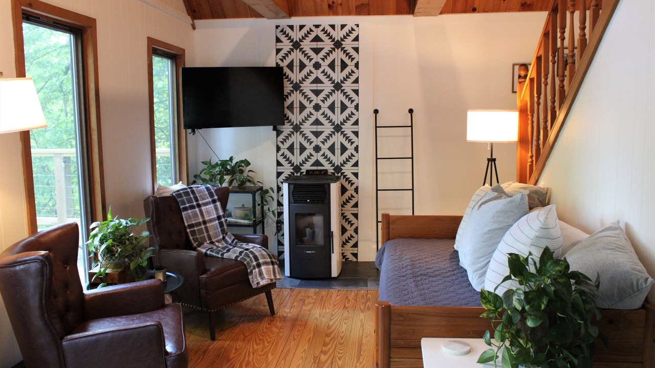 Photo of Bedroom in Wilkes County