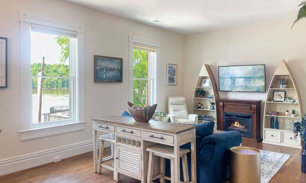 Photo of Livingroom in California