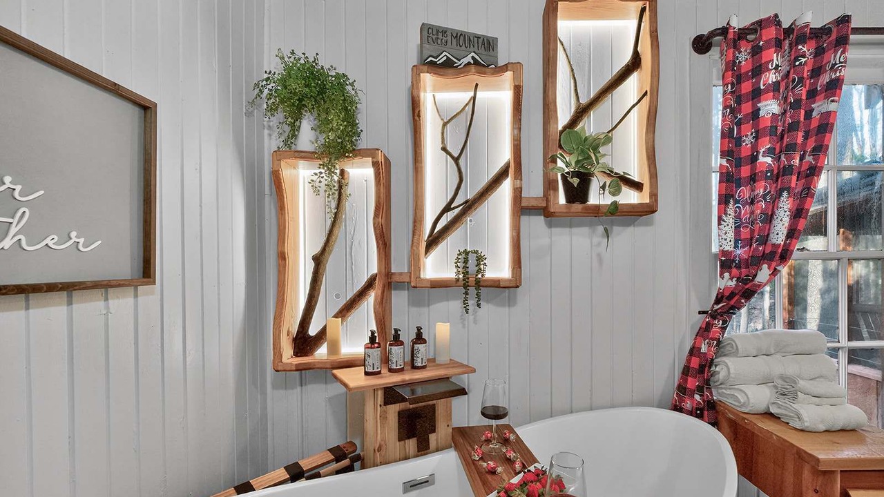 Photo of Bathroom in Saluda