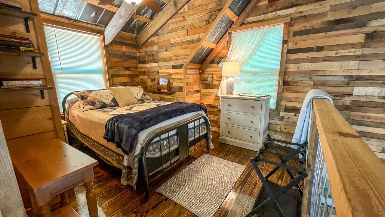 Photo of Bedroom in Millers Creek