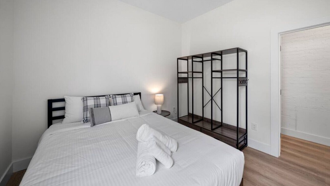 Photo of Bedroom in Walnut Hills