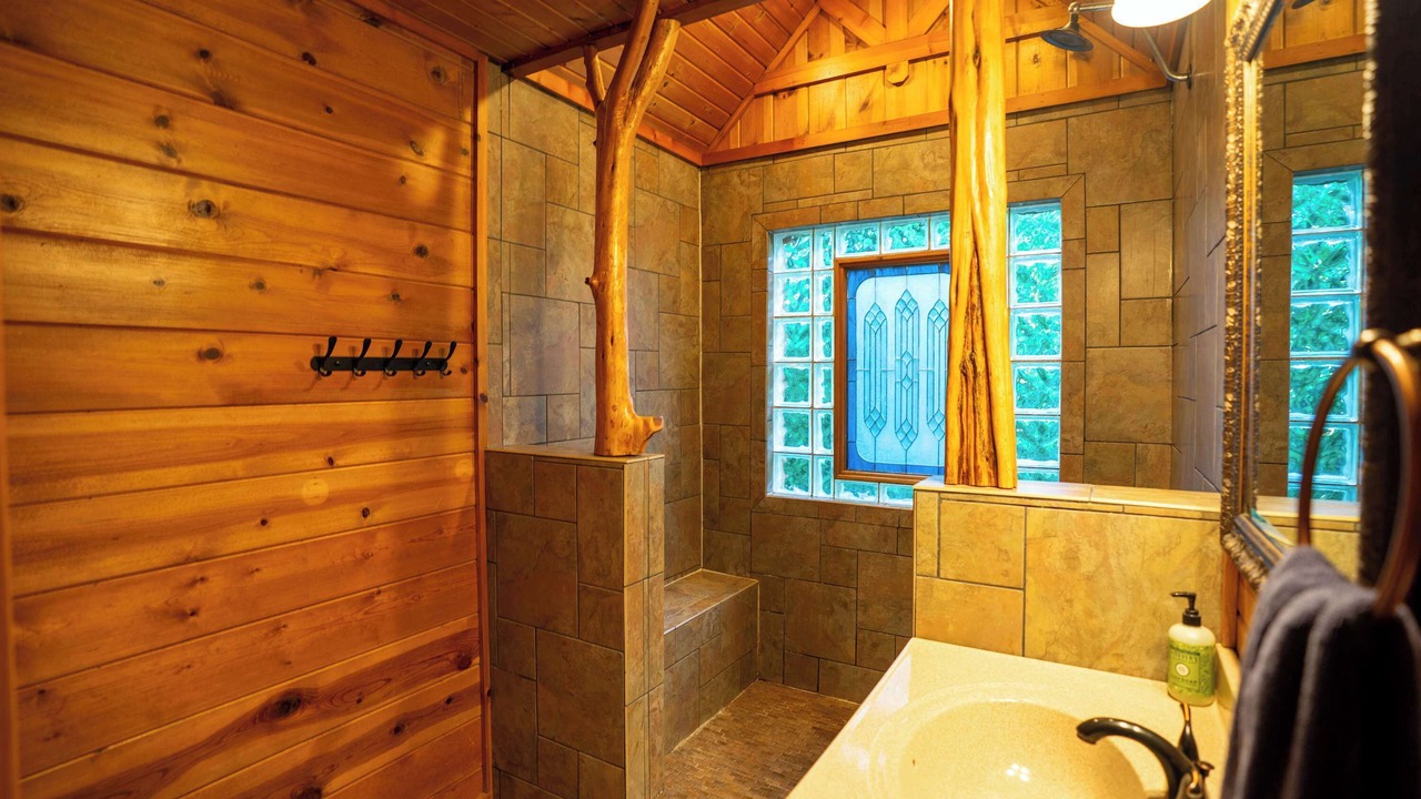 Photo of Bathroom in Stanton
