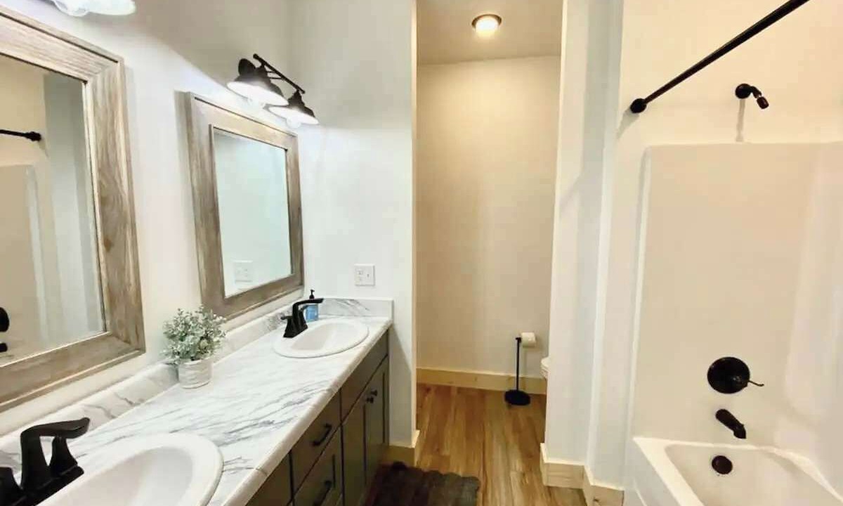 Photo of Bathroom in Rogers