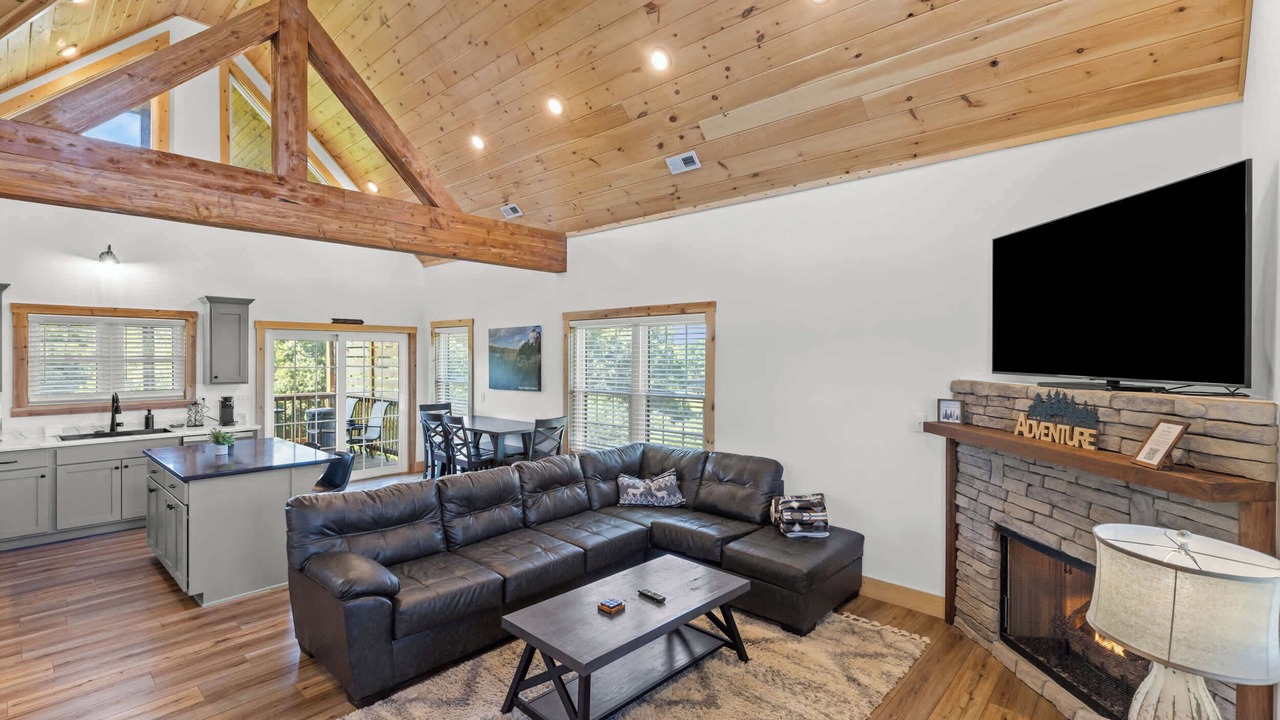 Photo of Livingroom in Rogers