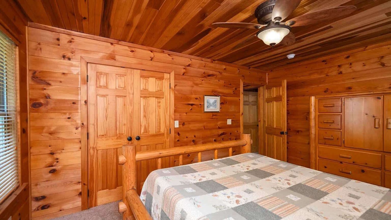 Photo of Bedroom in Means