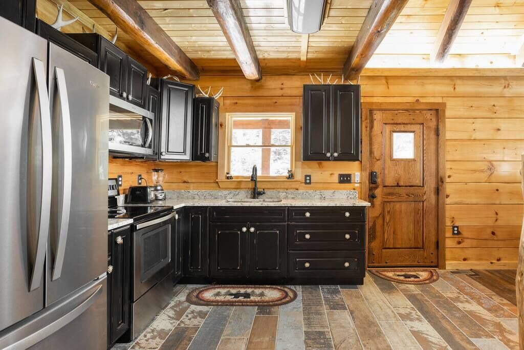 Photo of Others in Slade
