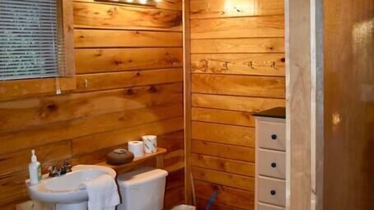 Photo of Bathroom in Rogers