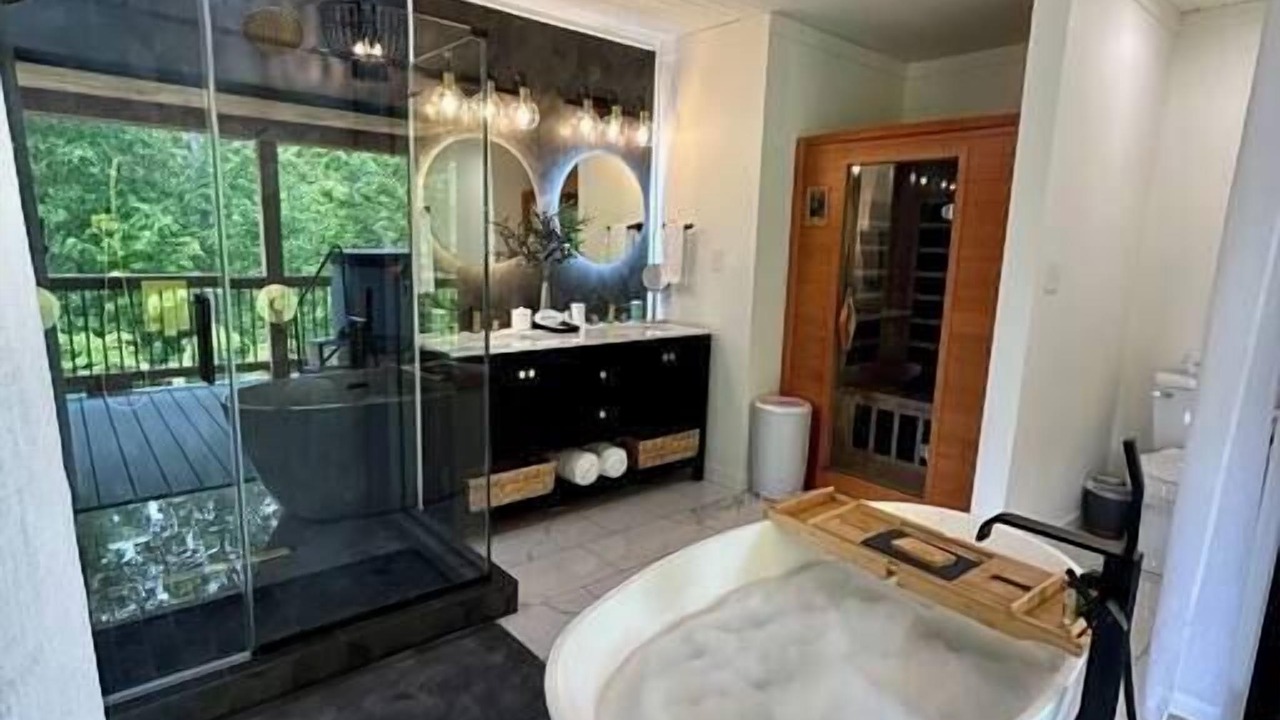 Photo of Bathroom in Rogers