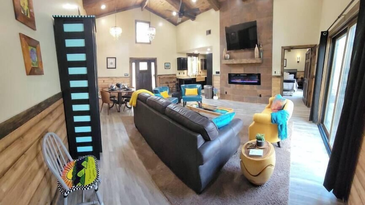 Photo of Livingroom in Rogers