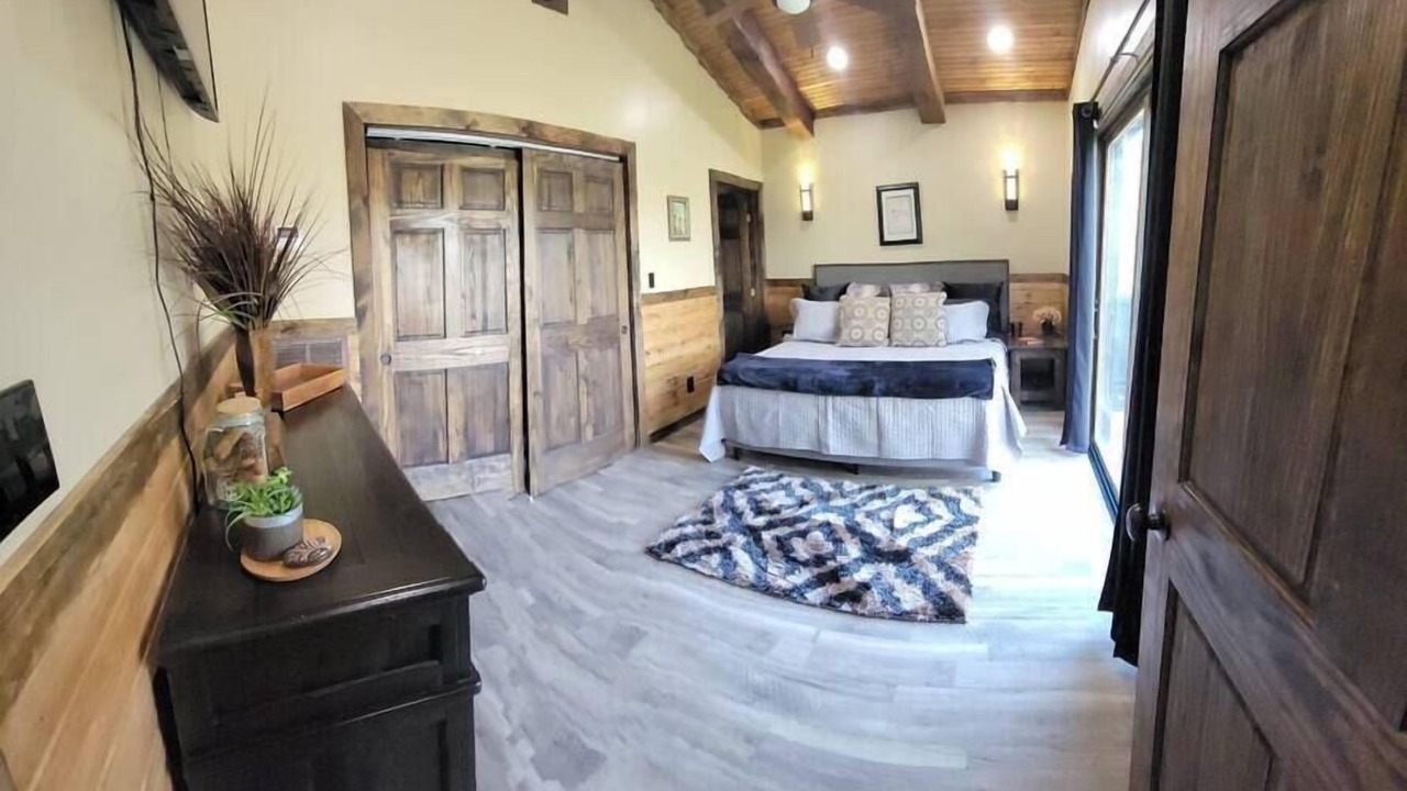 Photo of Bedroom in Rogers