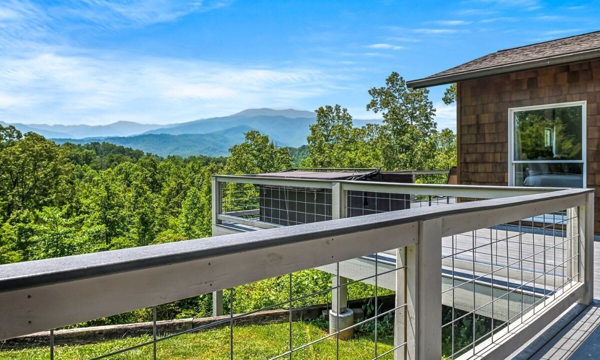 Photo of Patio Balcony in Pittman Center