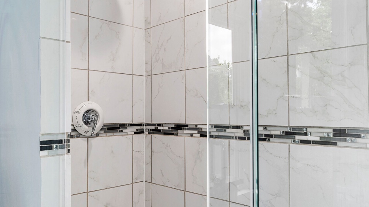 Photo of Bathroom in Oakley