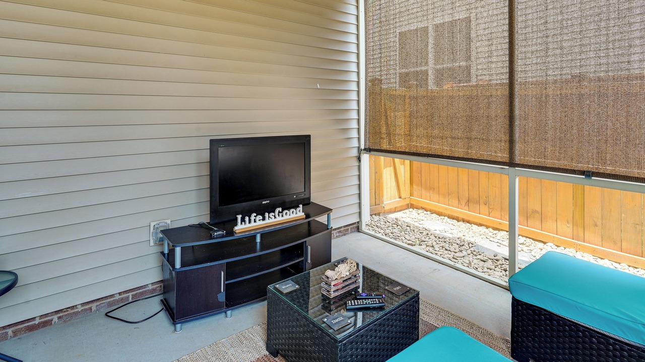 Photo of Livingroom in Greenville