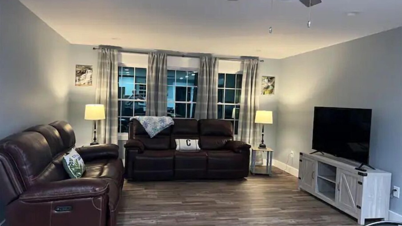 Photo of Livingroom in Jonesborough