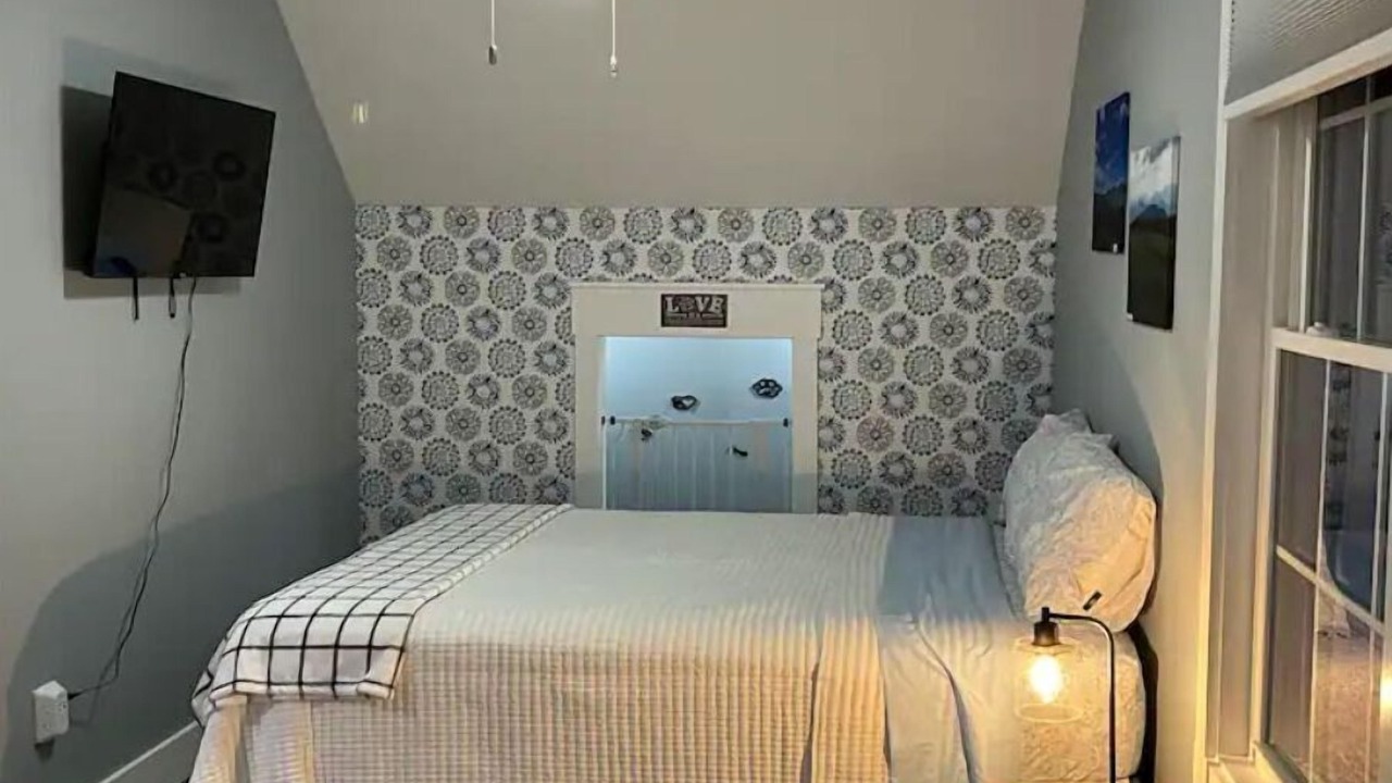 Photo of Bedroom in Jonesborough