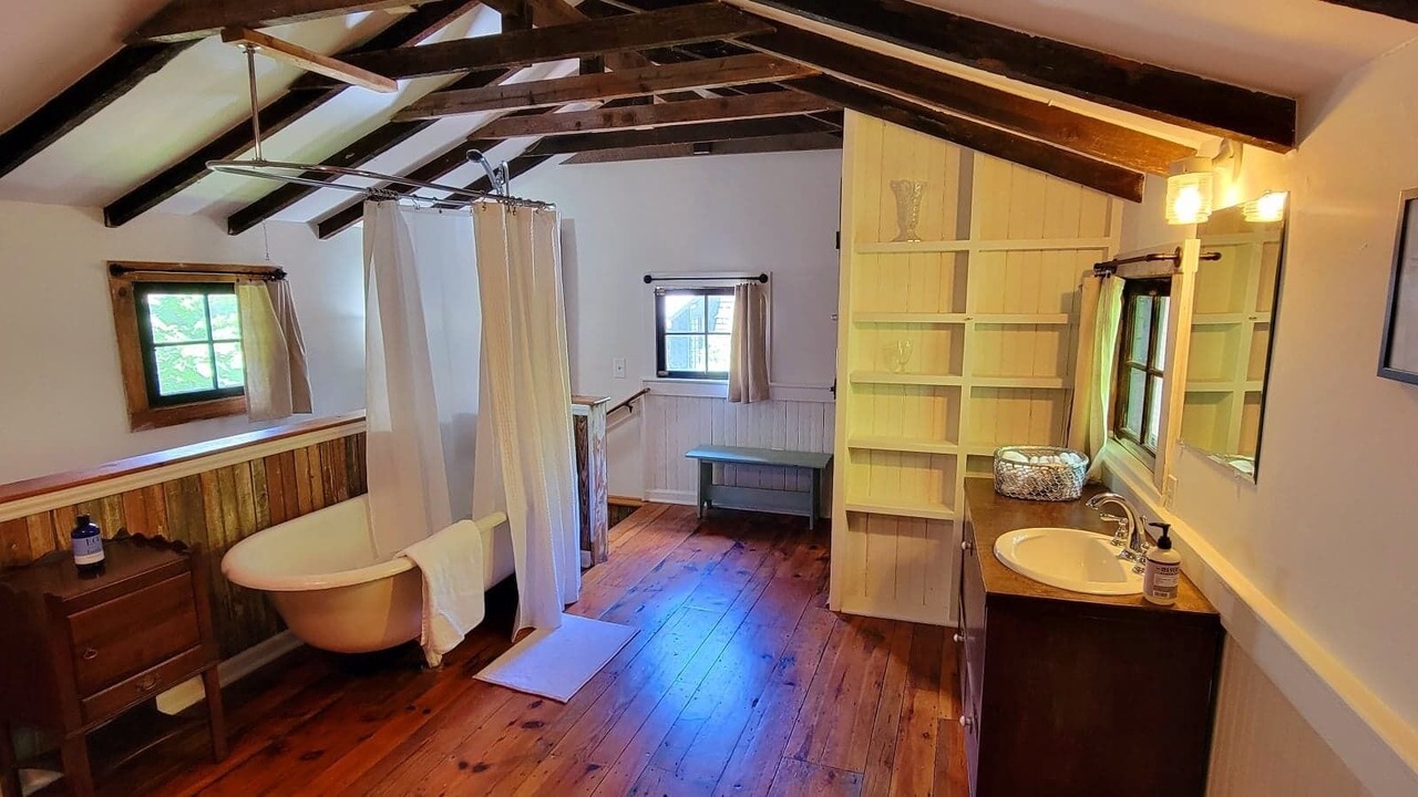 Photo of Bathroom in Historic Montford