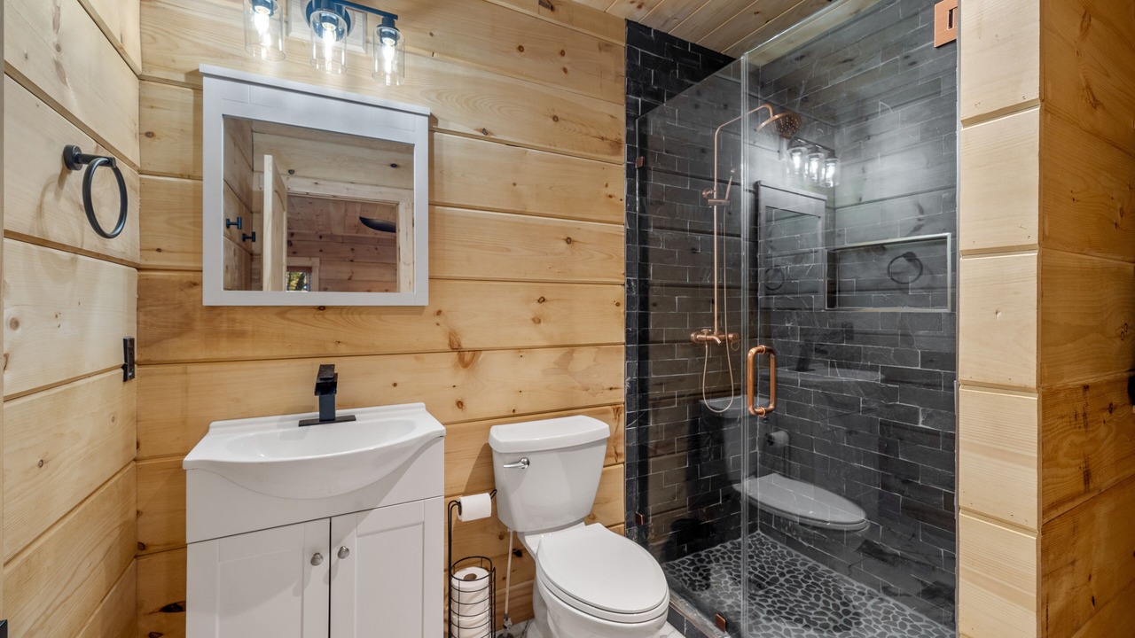 Photo of Bathroom in Lake Lure