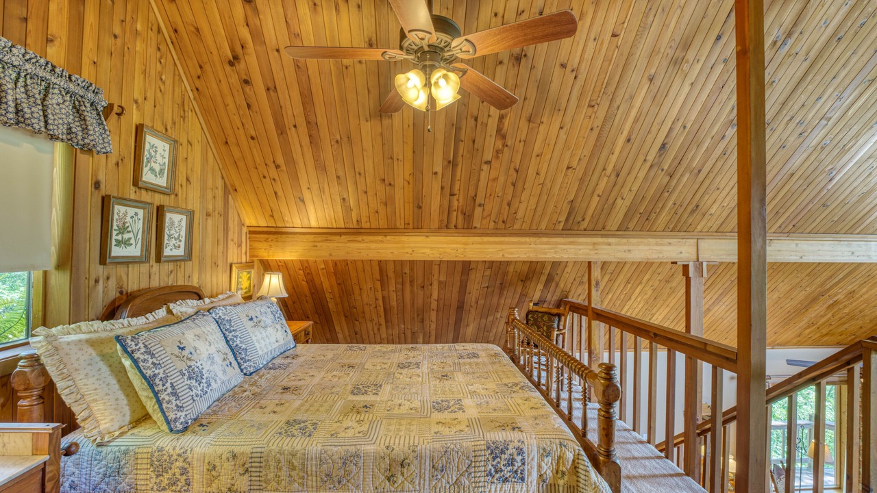 Photo of Bedroom in Frank