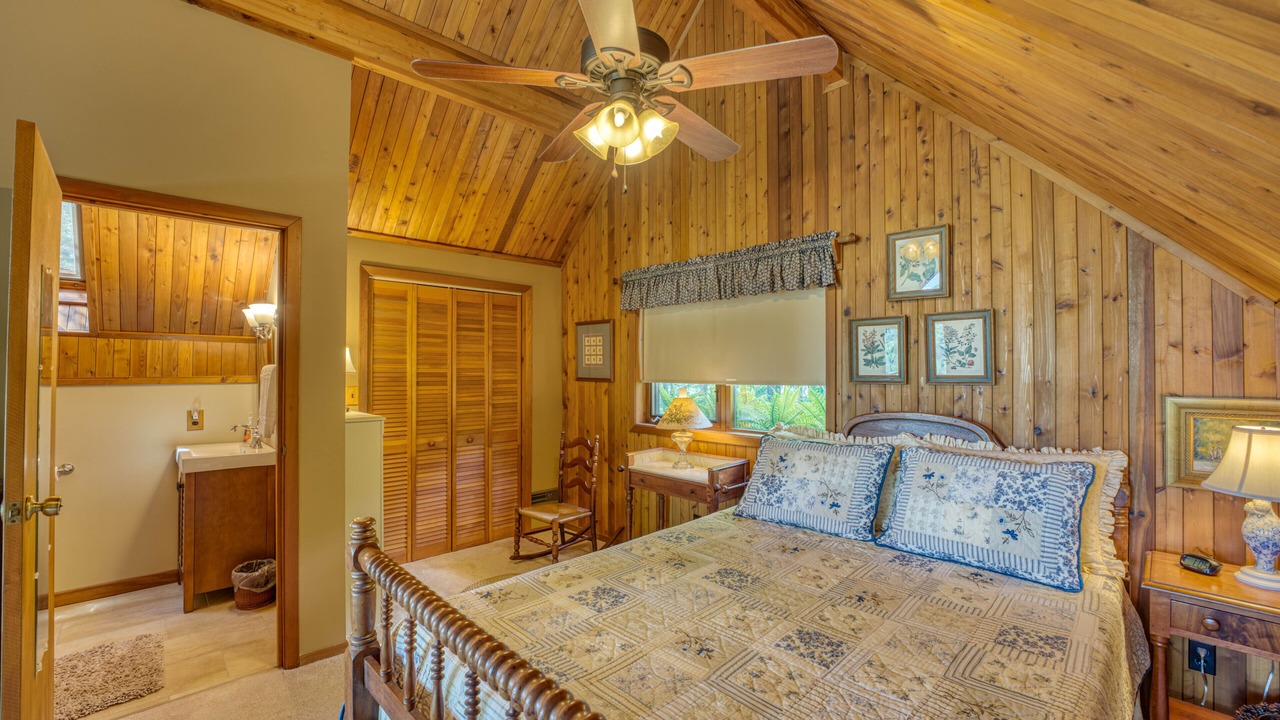 Photo of Bedroom in Frank