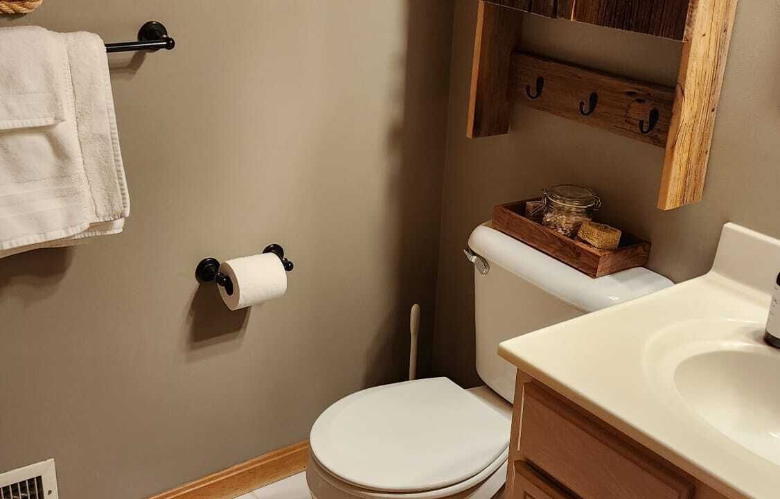 Photo of Bathroom in Dry Ridge