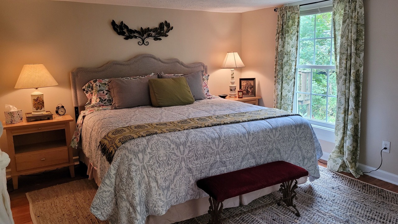Photo of Bedroom in Frankfort