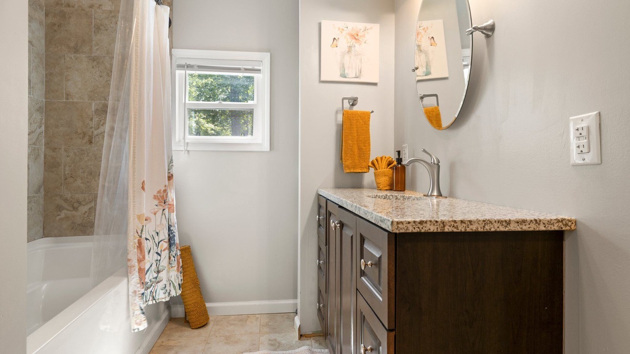 Photo of Bathroom in Fairview