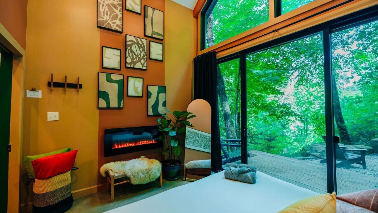 Photo of Livingroom in Rogers