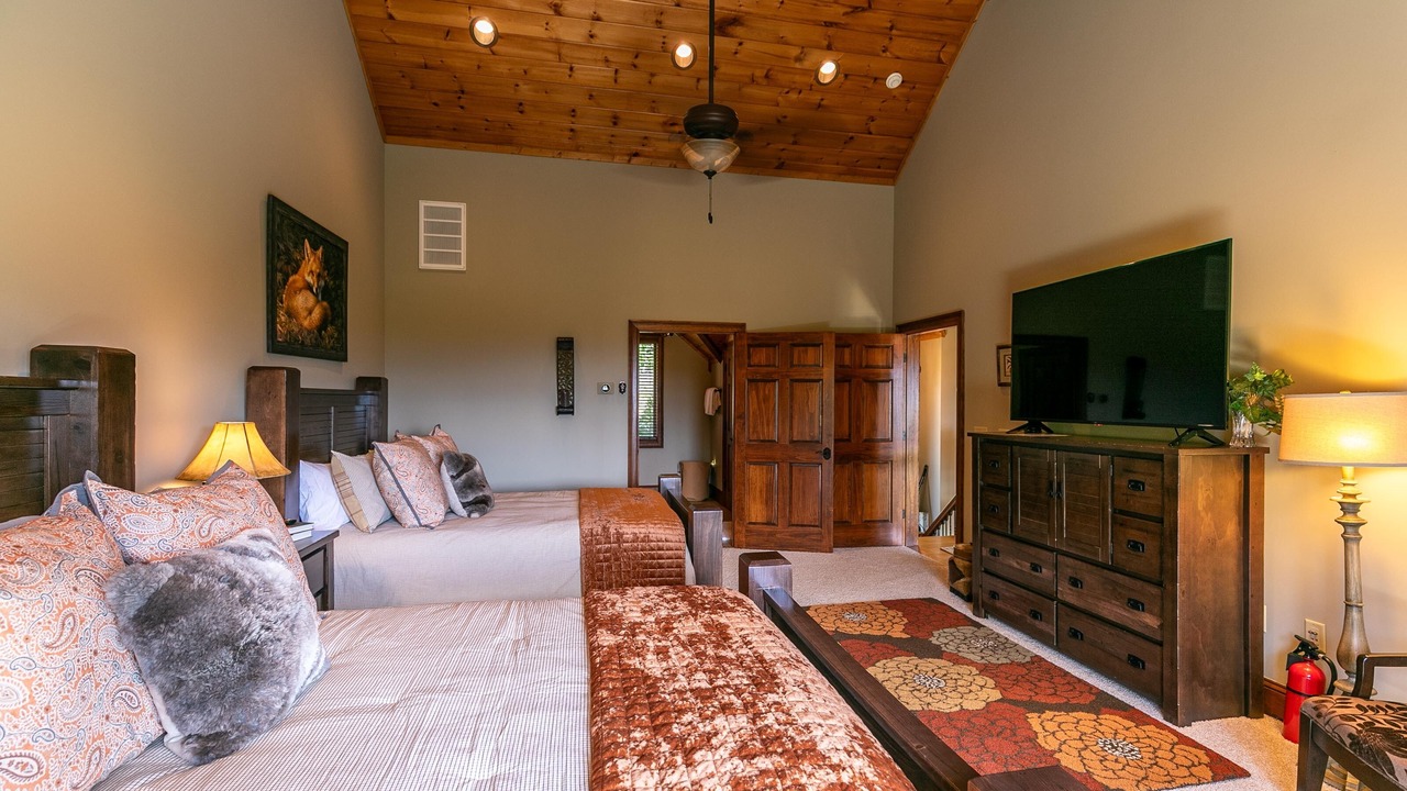 Photo of Bedroom in Elk Park