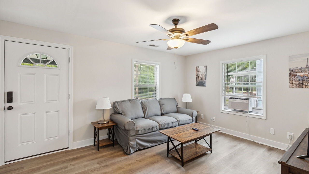 Photo of Livingroom in Loveland