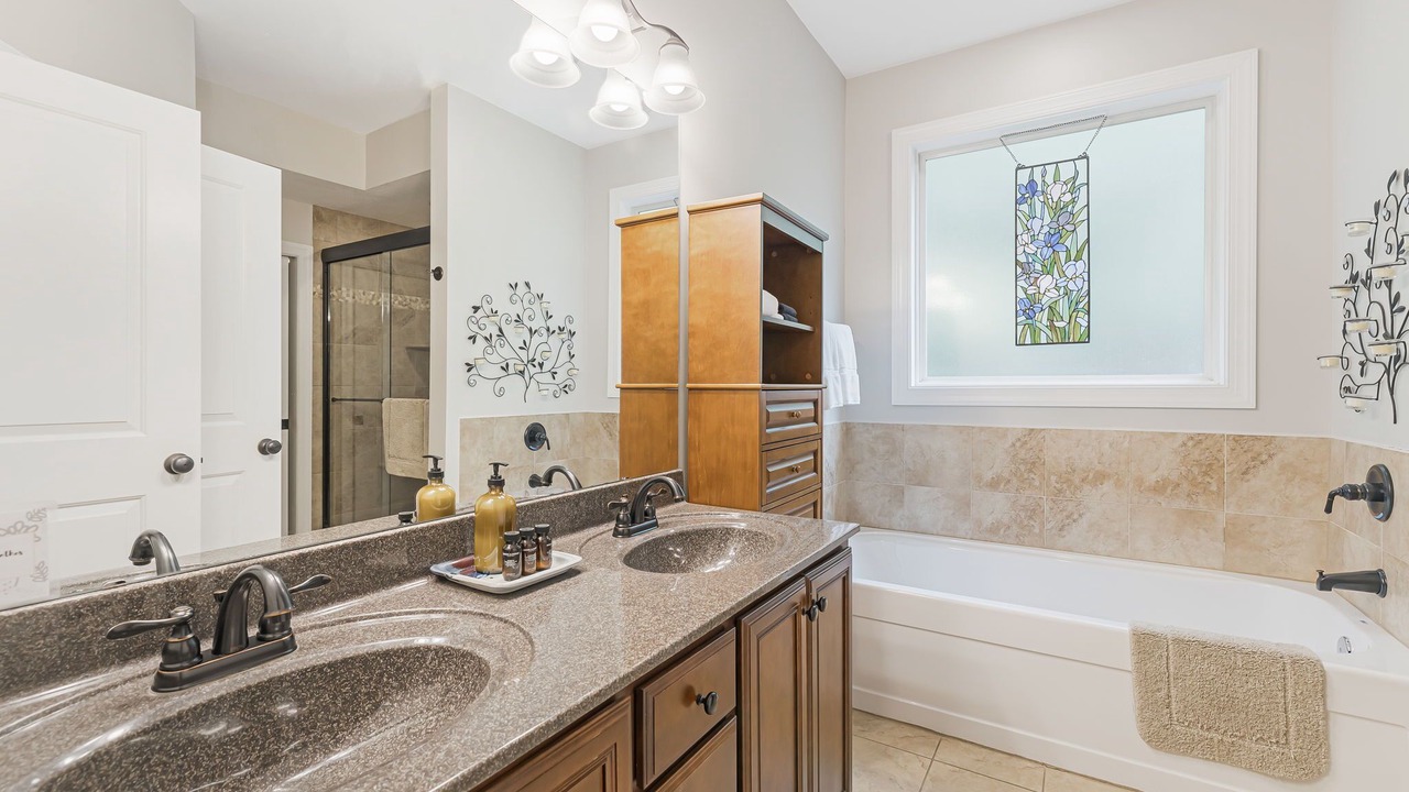 Photo of Bathroom in Fairview