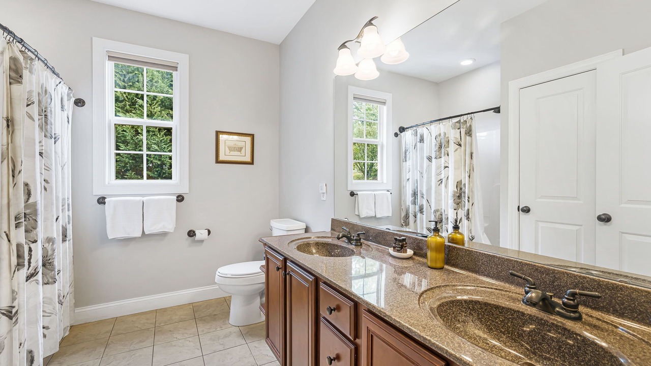 Photo of Bathroom in Fairview