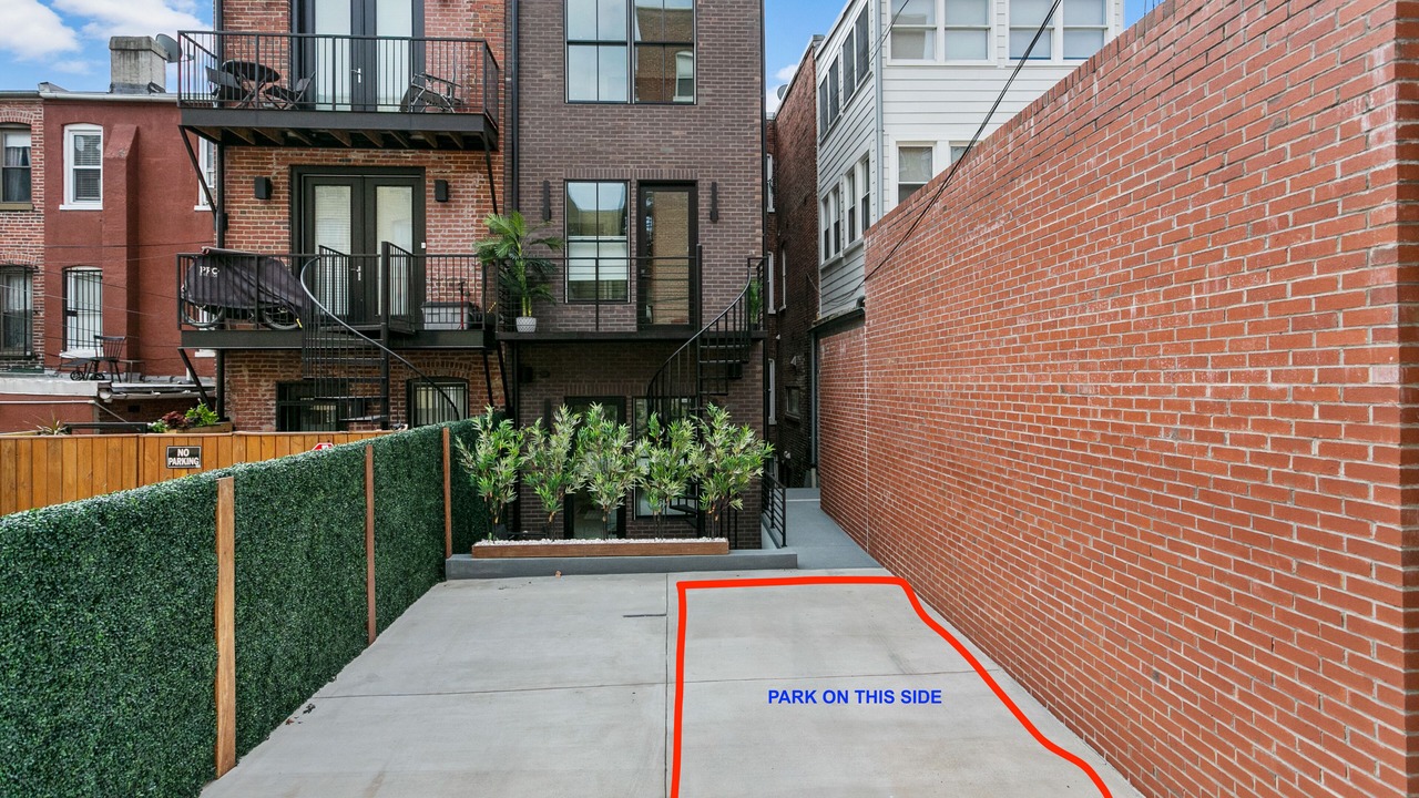 Photo of Outdoor in Adams Morgan