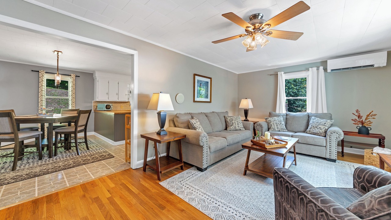 Photo of Bedroom in Burnsville