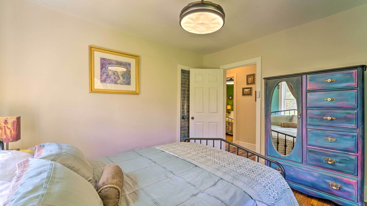 Photo of Bedroom in Bakersville