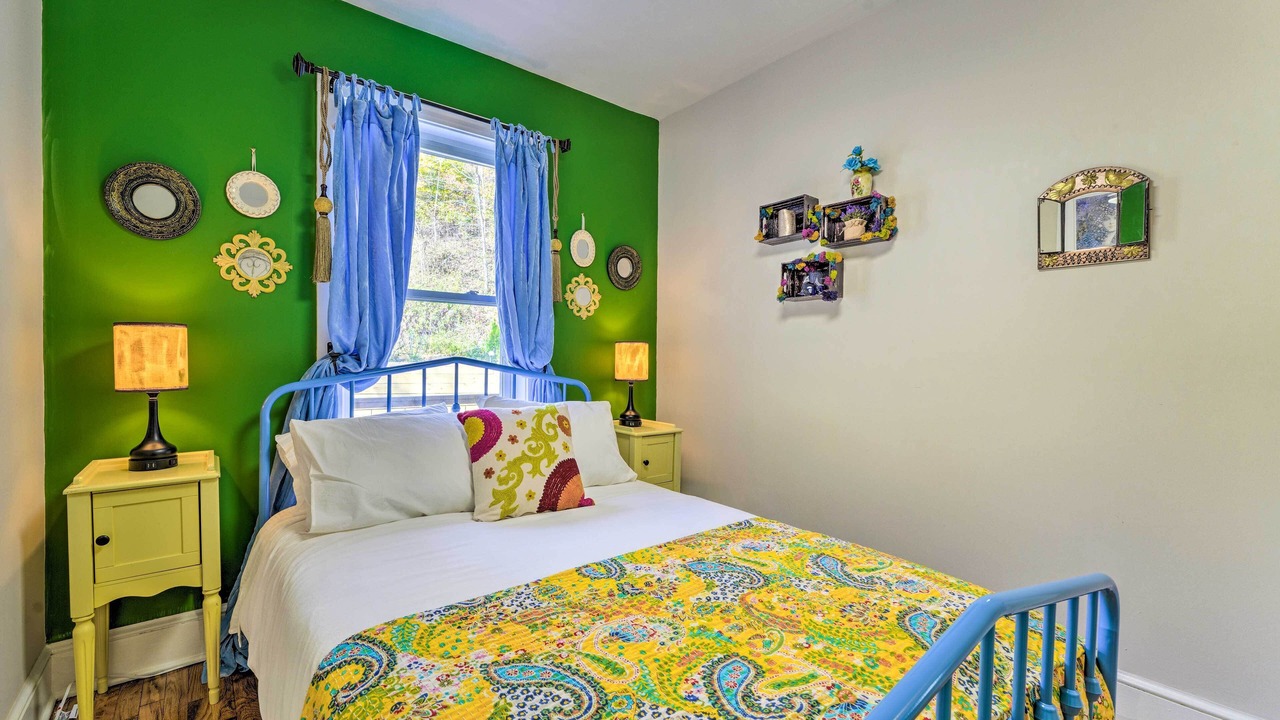 Photo of Bedroom in Bakersville