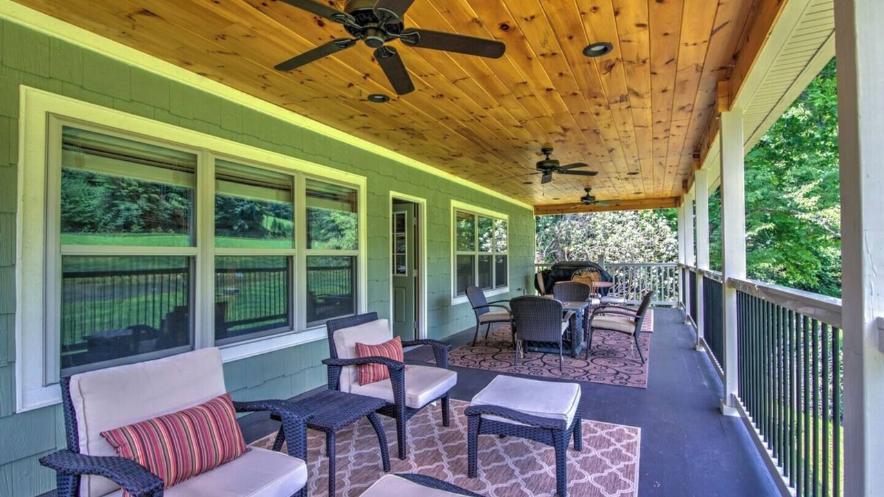 Photo of Outdoor in Hampton
