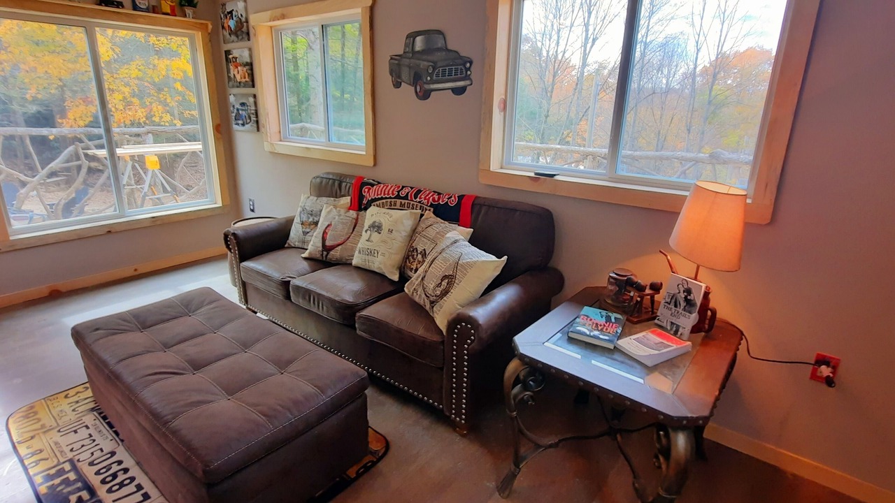 Photo of Livingroom in Butler