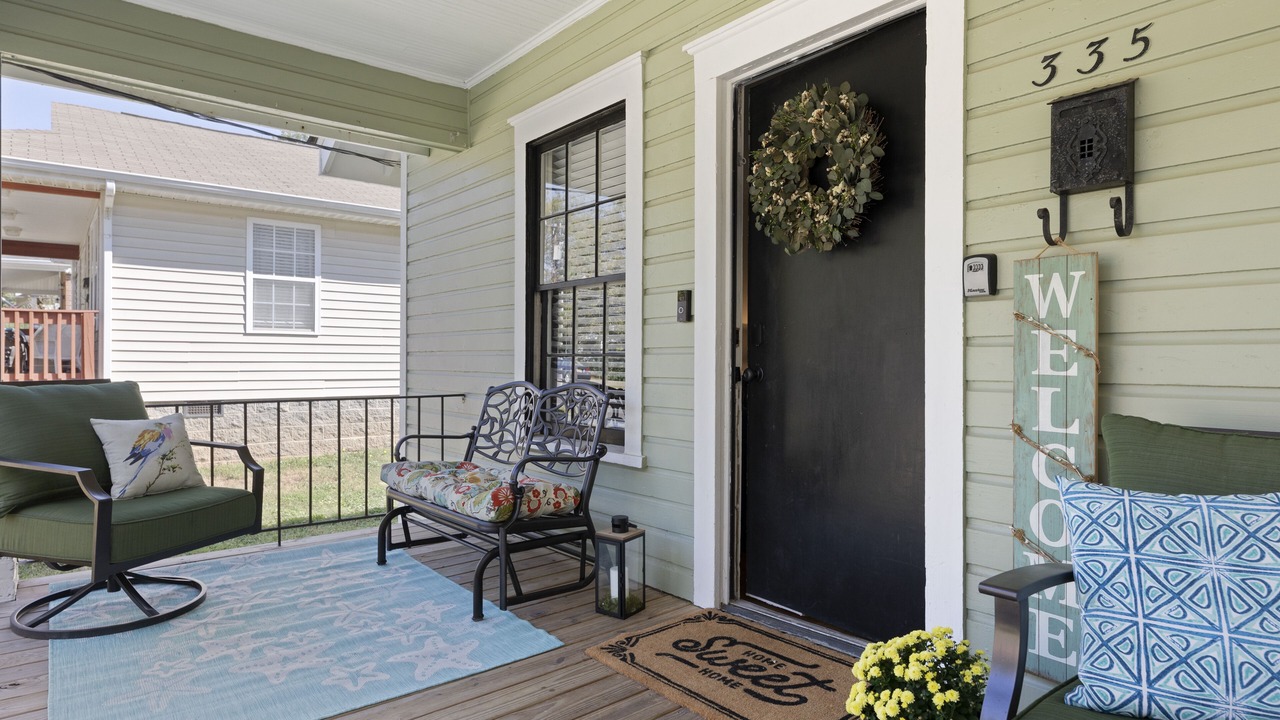 Photo of Patio Balcony in Cherry