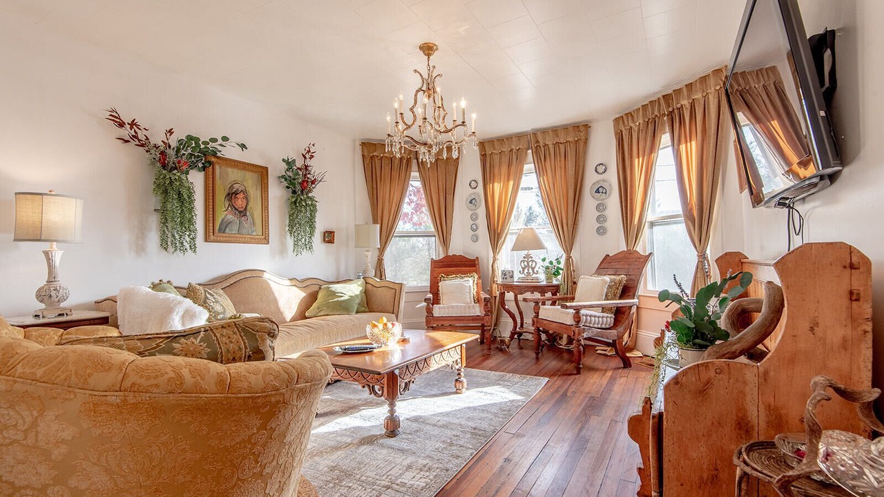 Photo of Livingroom in Burnsville
