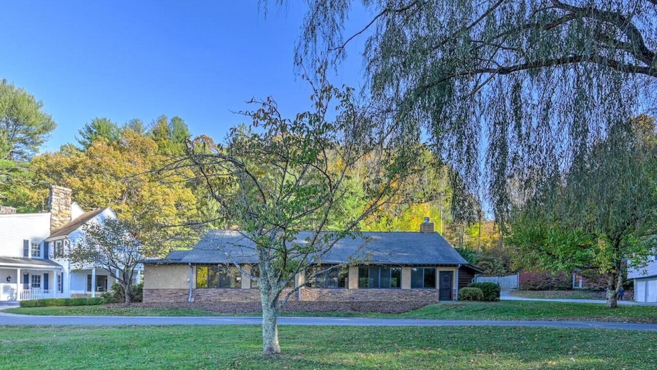 Photo of Outdoor in Swannanoa