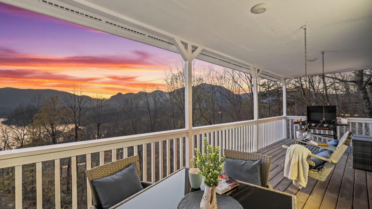 Photo of Outdoor in Lake Lure