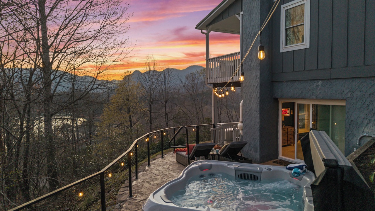 Photo of Patio Balcony in Lake Lure